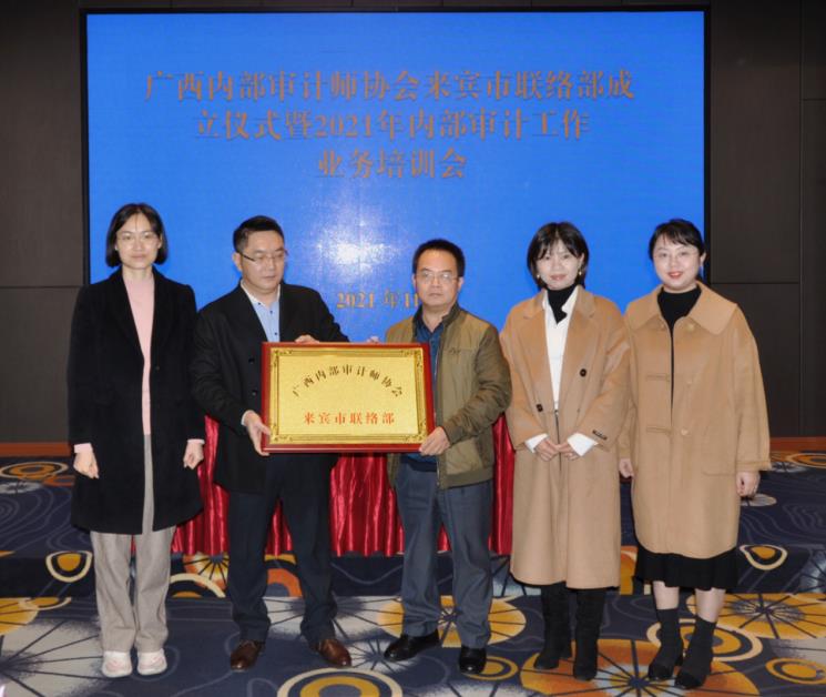 1637809595732037515.jpg 1637809595732037515.jpg