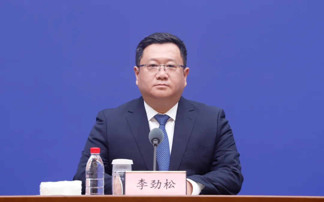 1725409253017041939.jpg 1725409253017041939.jpg