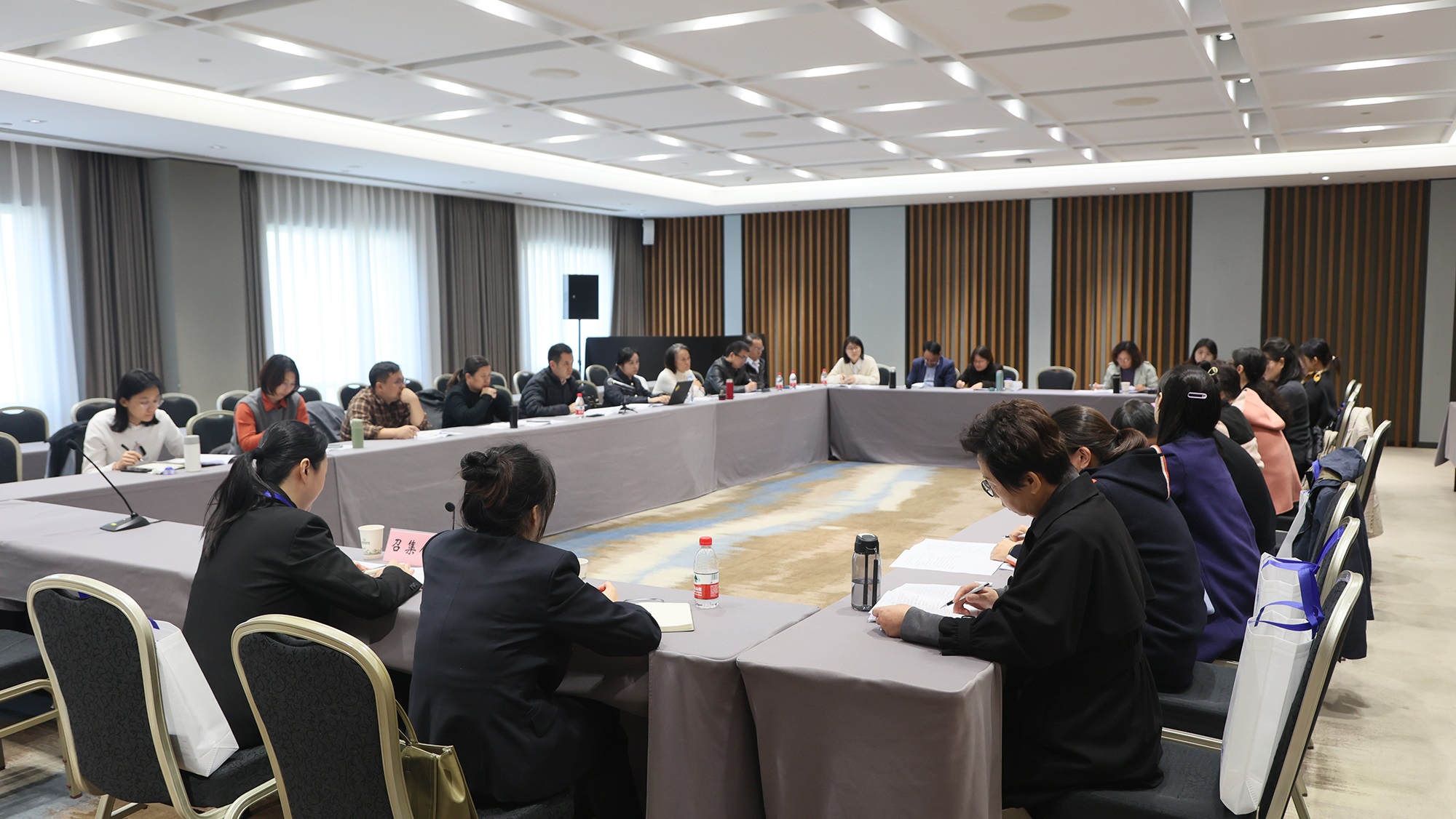 1731050410945051409.jpg 1731050410945051409.jpg