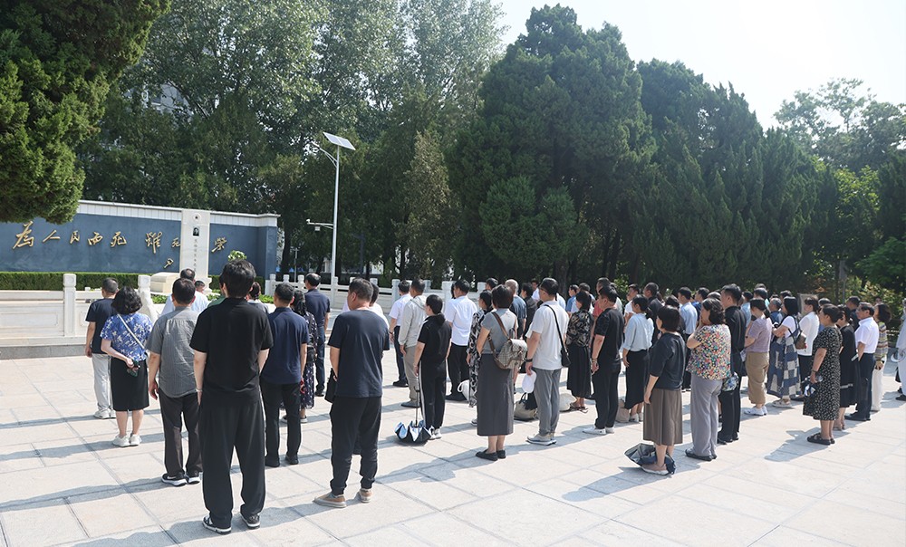 1754295894037060300.jpg 1754295894037060300.jpg